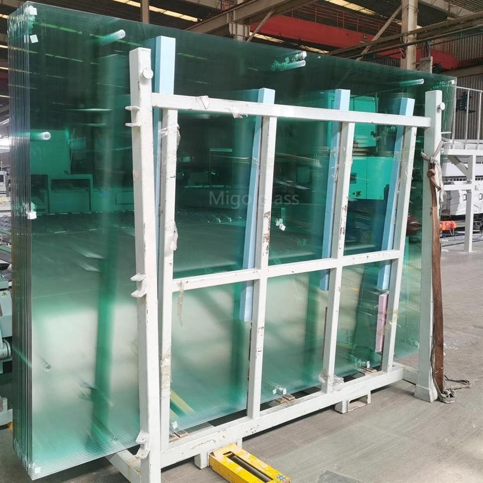 padel court glass packing